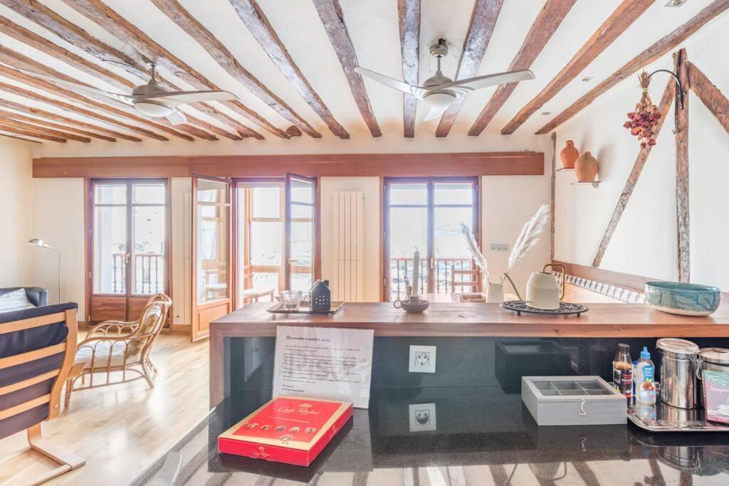 Appartamento Sea Views In The Heart Of The Old Town Castro Urdiales Esterno foto