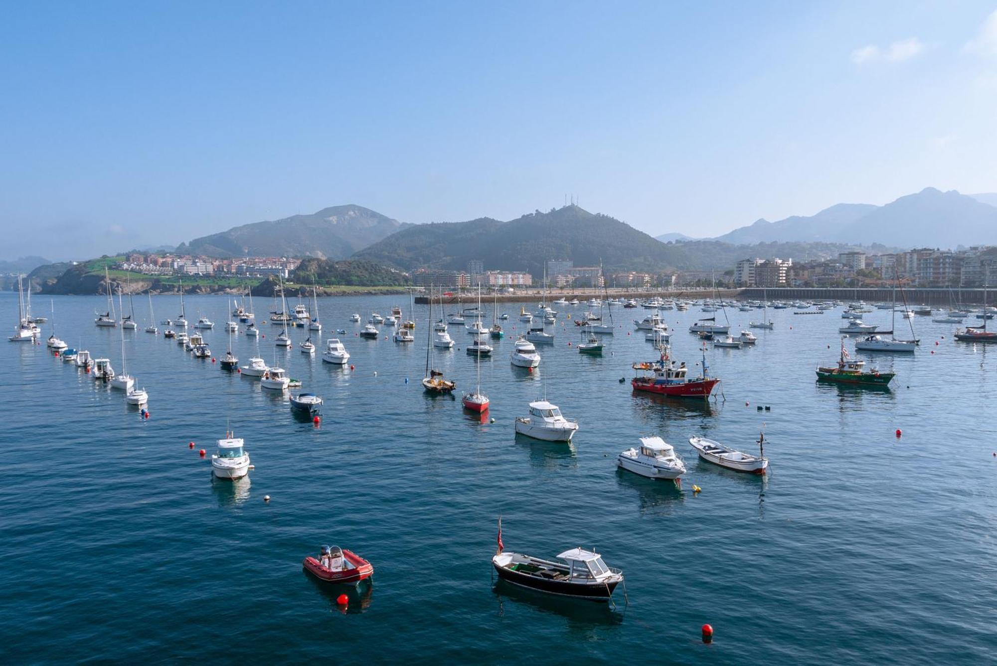 Appartamento Sea Views In The Heart Of The Old Town Castro Urdiales Esterno foto